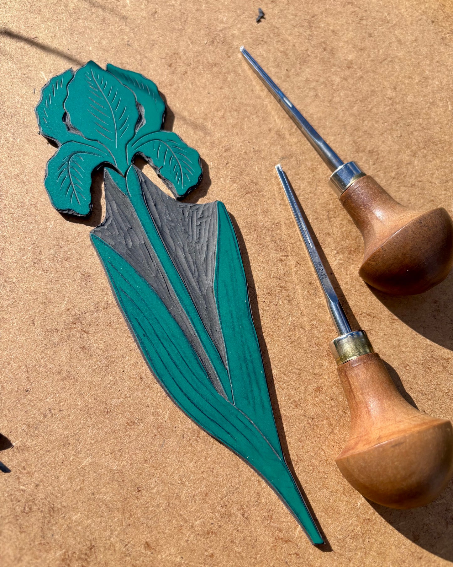 Iris Linocut & Stained Glass Workshop at Lydney Park Estate 12/6/26 & 13/6/26