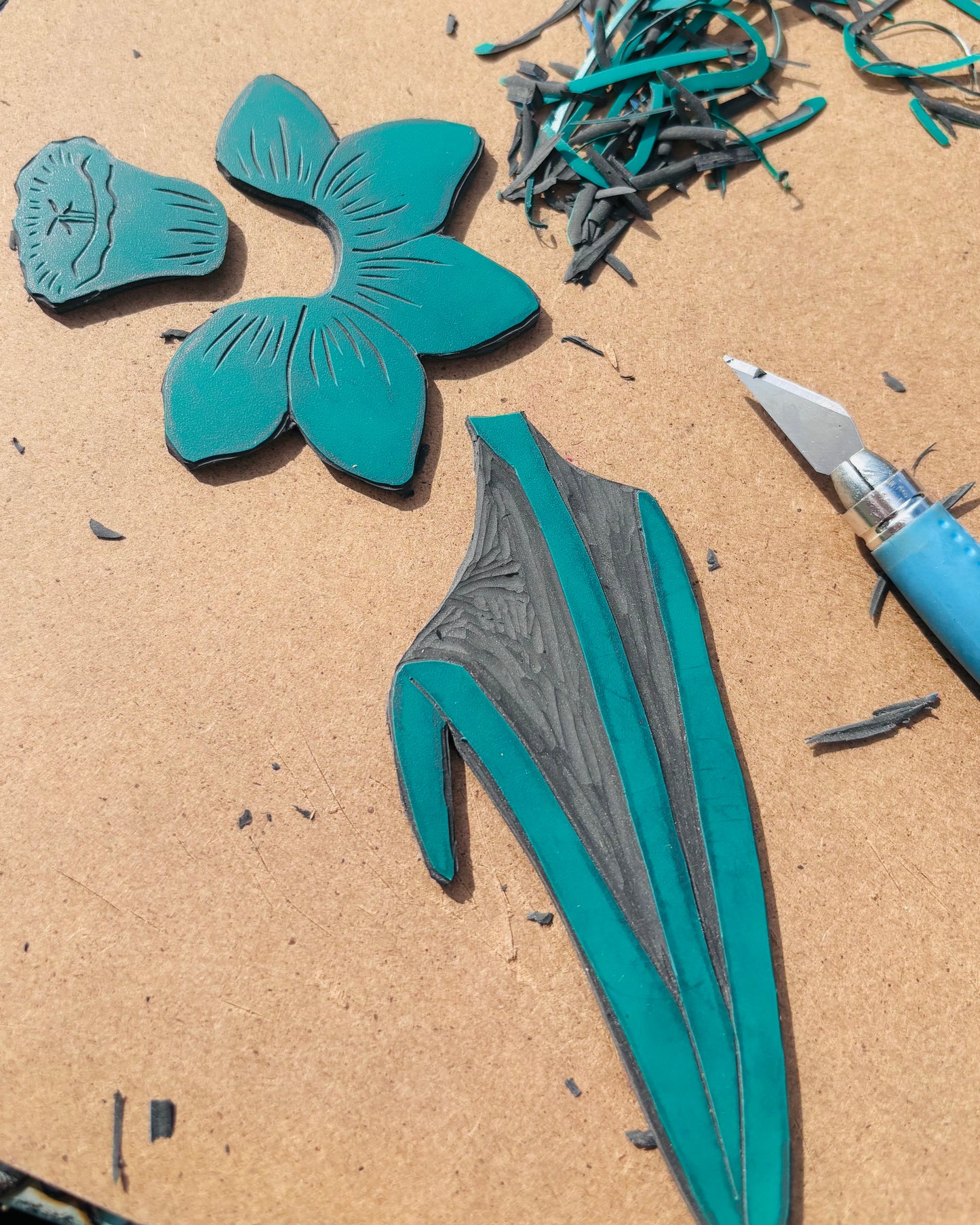 Daffodil Linocut & Stained Glass Workshop at Lydney Park Estate 12/3/27 & 13/3/27